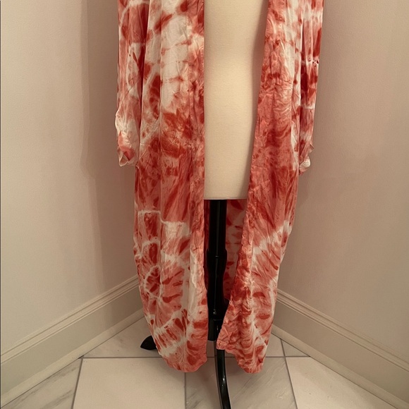 Young Fabulous & Broke Salmon and White Tie-Dye Kimono - Picture 7 of 10